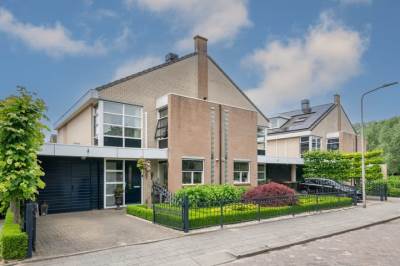 Woning Clara Wichmannstraat 100 Ridderkerk