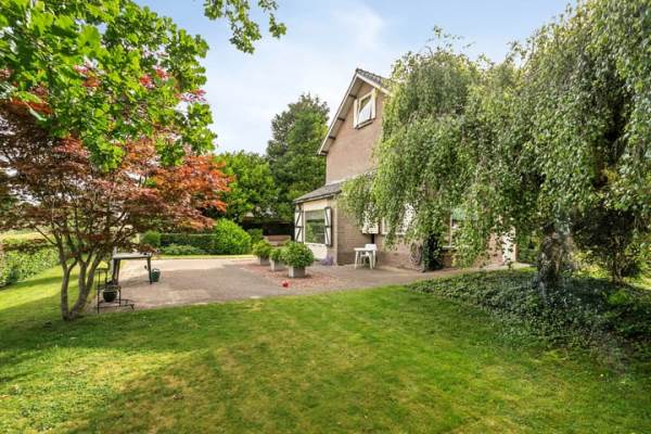 Woning Burgemeester van Rijswijkstraat 8 Woudrichem