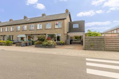 Woning Kerklaan 34 Leimuiden