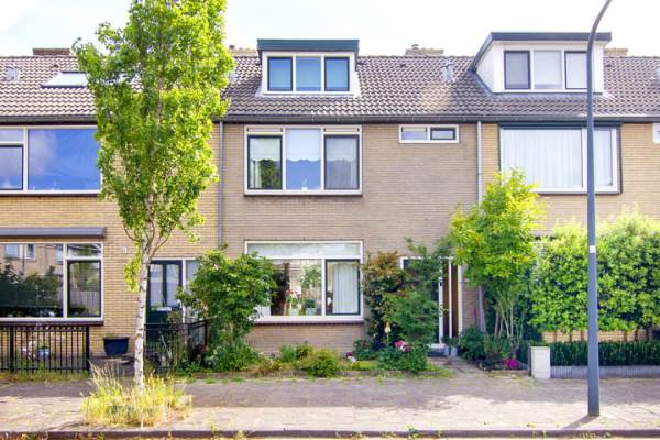 Woning Bertha von Suttnerstraat 49 Haarlem