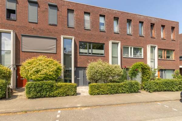 Woning Teslastraat 197 Roosendaal