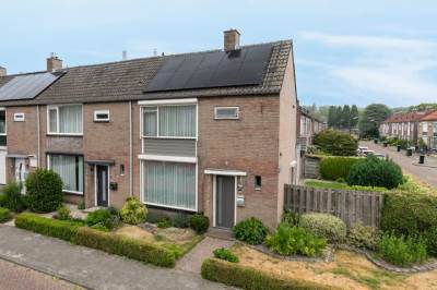 Woning van Duivenvoordelaan 29 Geertruidenberg