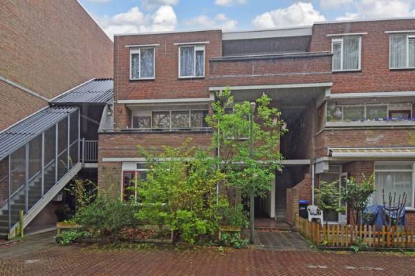 Woning Escamplaan 1005 Den Haag