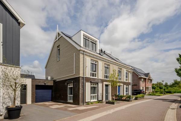 Woning Apollolaan 29 Oostzaan