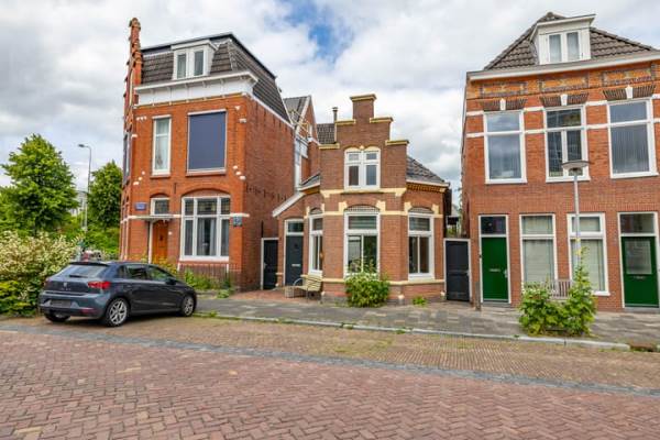 Woning Eemskanaal 4 Groningen