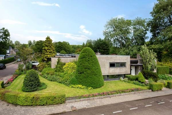 Woning Troelstralaan 51 Zwanenburg