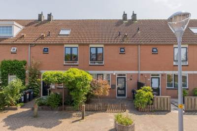 Woning Cannenburg 64 Hoofddorp