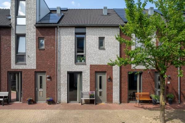 Woning Rembrandthof 68 Almelo