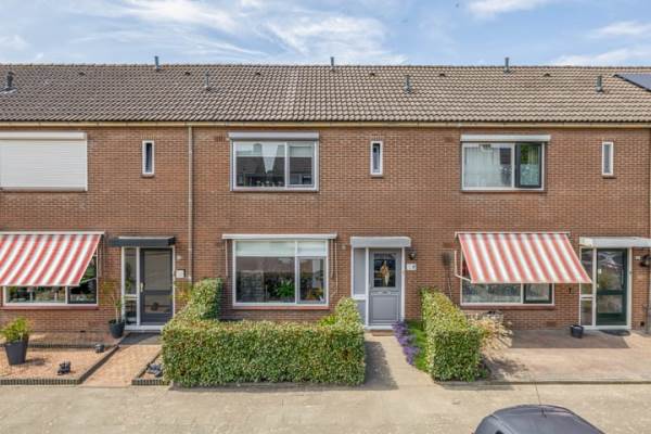 Woning Frank van Borselenstraat 21 Nieuwe-Tonge