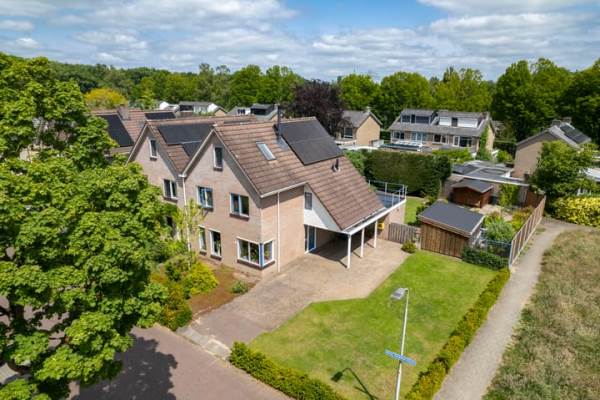 Woning Burg. Crommelinlaan 61 Diepenveen