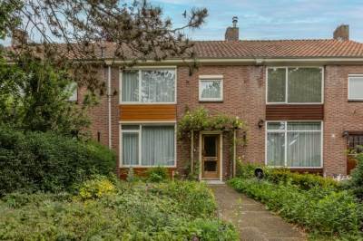 Woning Pastoor van Bommelstraat 4 Nijmegen