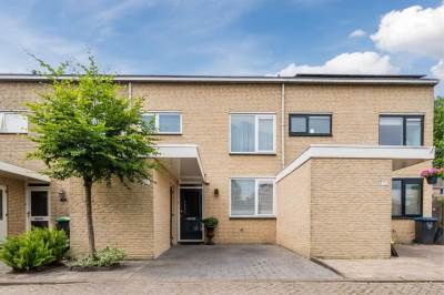 Woning Willem-Alexanderplantsoen 72 Barendrecht