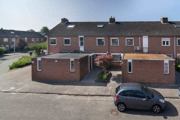Woning Eleolietdijk 50 Roosendaal