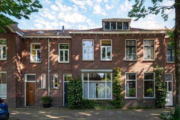 Woning Jan van Beverwijckstraat 59 Tilburg