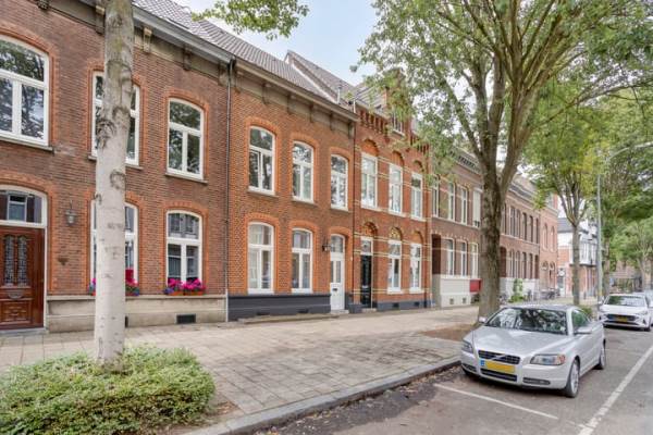 Woning Minderbroederssingel 20 Roermond