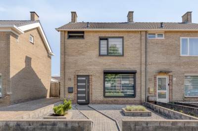 Woning Leeuwerikstraat 37 St. Willebrord