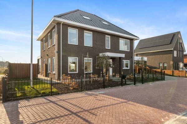 Woning Marten Klompienlaan 56 Veendam