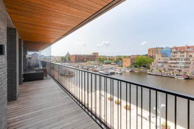 Woning VOC-kade 68 Amsterdam