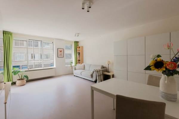 Woning Jacob Burggraafstraat 47 Amsterdam