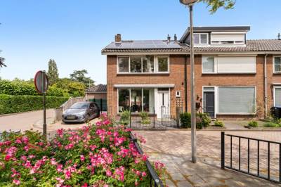 Woning Koninginnelaan 28 Poortugaal