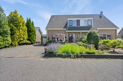 Woning Keurnotenlaan 9 Rolde