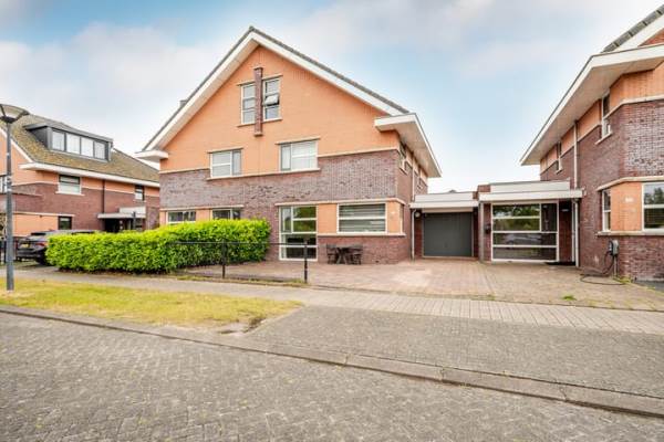 Woning Fraeylemaborg 31 Lelystad