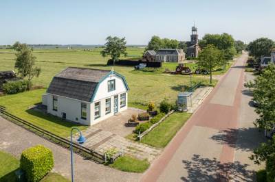 Woning Buren 25 Oosterzee