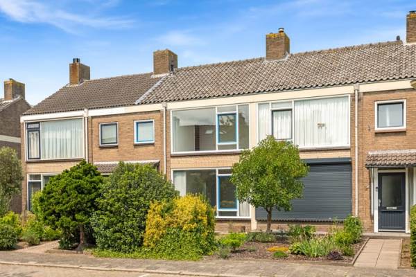 Woning Arnold van Leuvenstraat 23 Teteringen