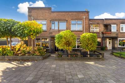 Woning Burgemeester Doornplein 2 Zwijndrecht