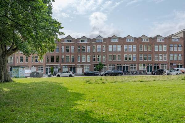 Woning West-Varkenoordseweg 113A Rotterdam