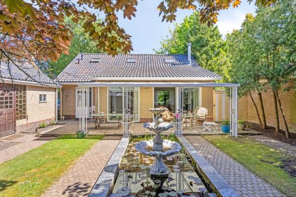 Woning Esdoornlaan 6 Abbekerk