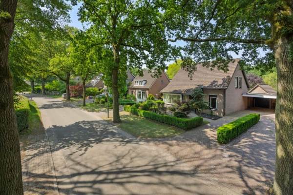Woning Deken van der Cammenweg 48 Heesch