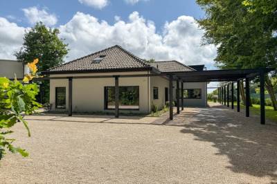 Woning Buerweg 11 Bergen (NH)