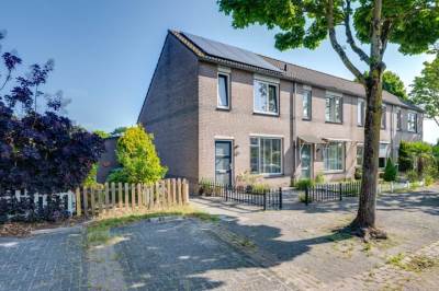 Woning Wouwerbroek 76 Rijen