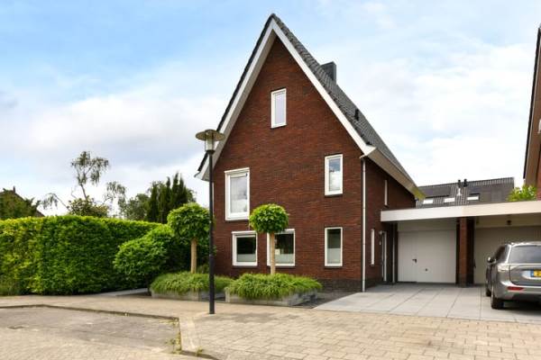 Woning Rechtsachterstraat 12 Kudelstaart