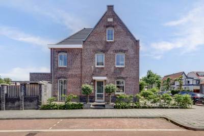 Woning Mr. C.A. Bosstraat 1 Katwijk (ZH)