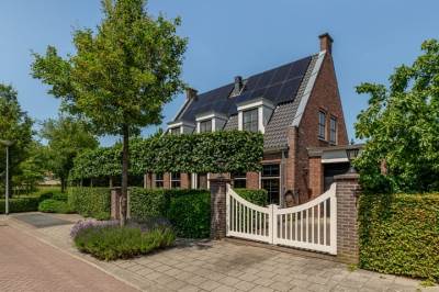 Woning Bakkerspark 28 Rhoon