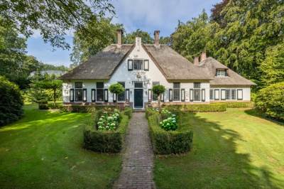 Woning Valkeveenselaan 1 Naarden