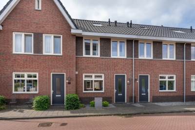 Woning Koningin Maximahof 22 Hedel