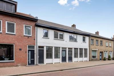 Woning Raadhuisstraat 5 Alphen (NB)