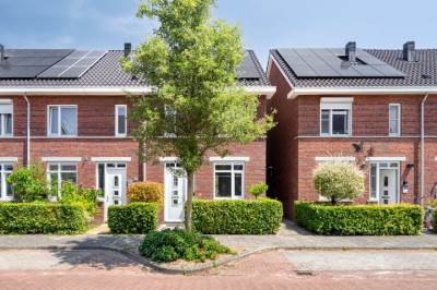 Woning Slagenland 10 's Gravenmoer