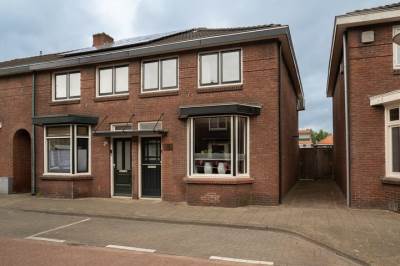Woning Abraham Strickstraat 36 Enschede