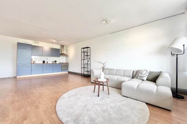 Woning Grootzeilhof 116 Amsterdam