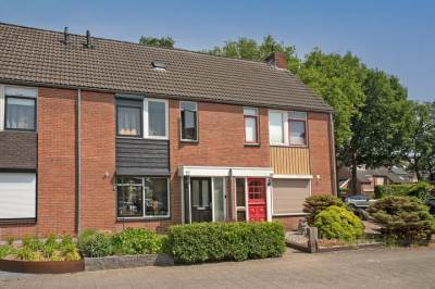 Woning Nieuwenhuisstraat 12 Rijssen