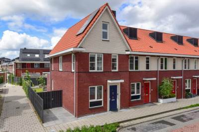 Woning Burgemeester van Meetelenstraat 35 Uithoorn