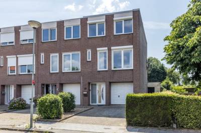 Woning An de Voeëgelsjtang 29 Landgraaf