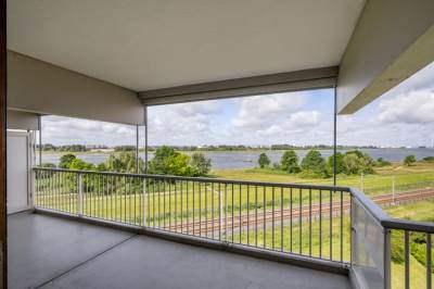 Woning Merellaan 665 Maassluis