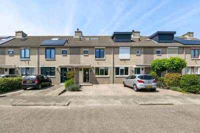 Woning Antillenstroom 8 Huizen