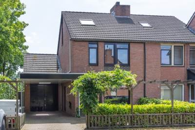 Woning Nieuwenhuisstraat 1 Rijssen