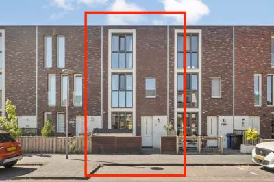 Woning Hebatstraat 12 Almere